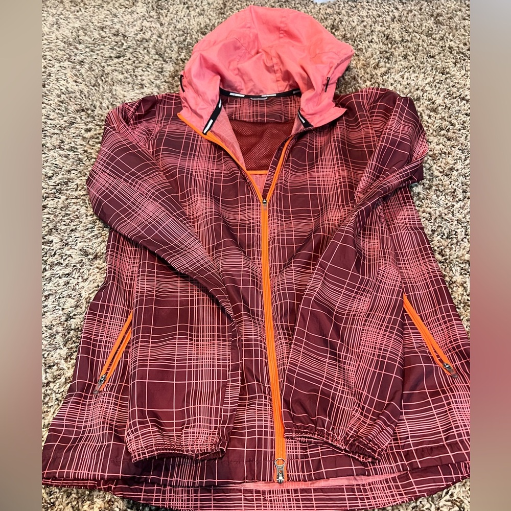 Nike Dri Fit Phenom Vapor Running Jacket maroon Plaid Women’s Small S